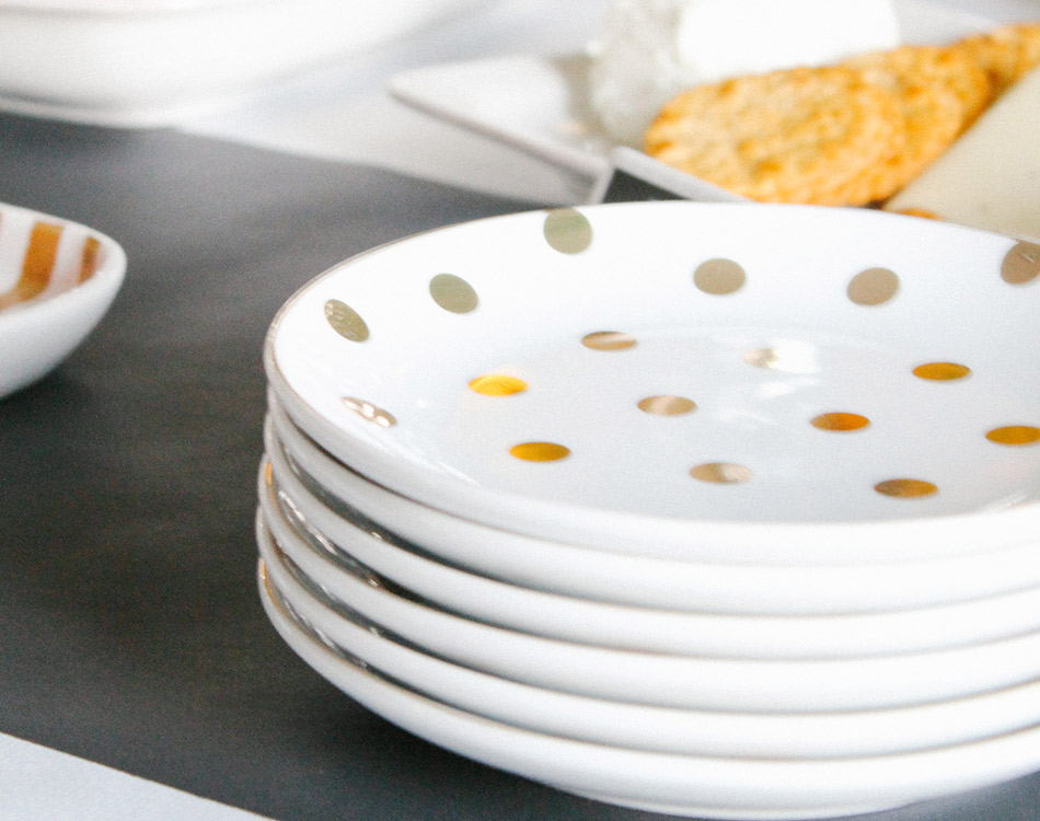 8 Oak Lane Gold Dot Dessert Plate
