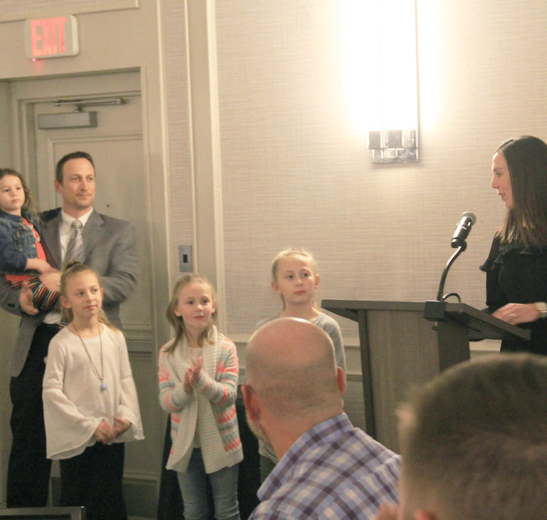 Beyond Bling Jodi Farley Wins Ike It Award — Borsheims