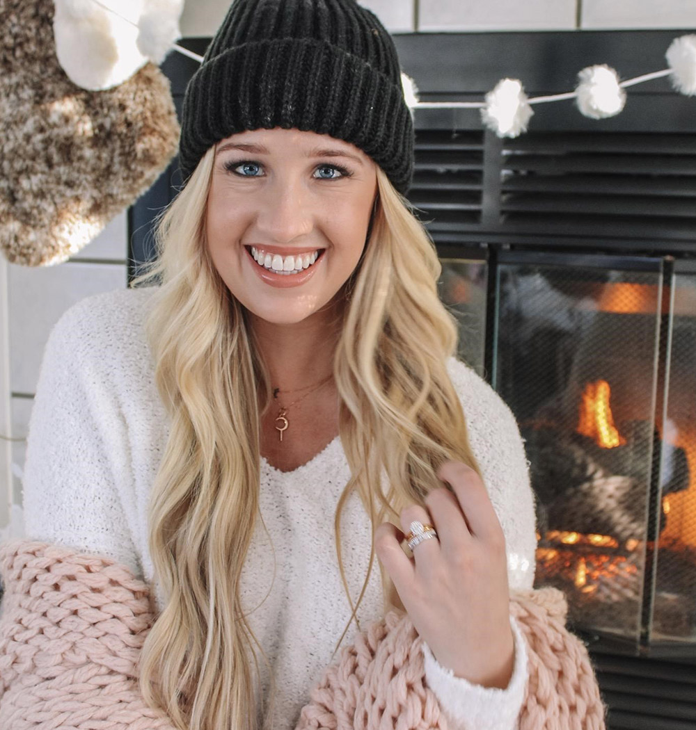 Talia Fickel The Velvet Blonde