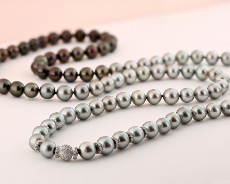 elegant-pearl-necklace pearl necklace