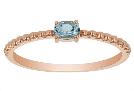 blue-topaz-ring-3TOPR0832A blue topaz birthstone ring