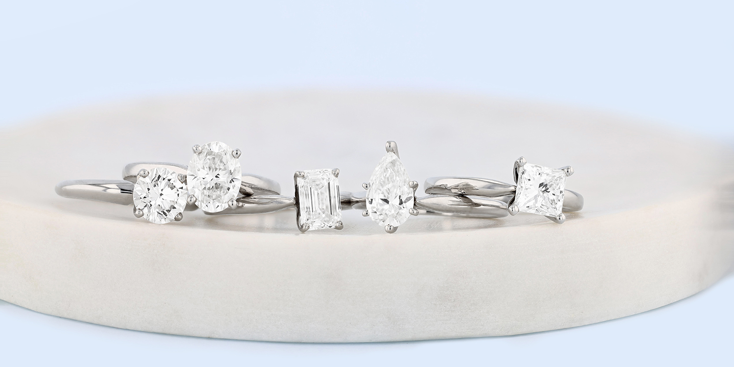 lab grown diamond engagement rings