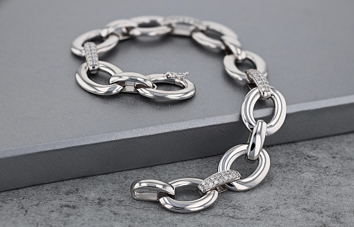 chunky-chain-necklace chunky white gold chain necklace