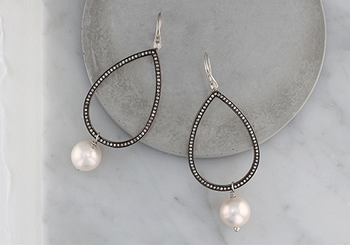 dangle pearl earrings