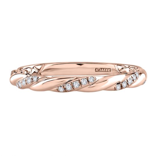 rose gold twisted diamond wedding band