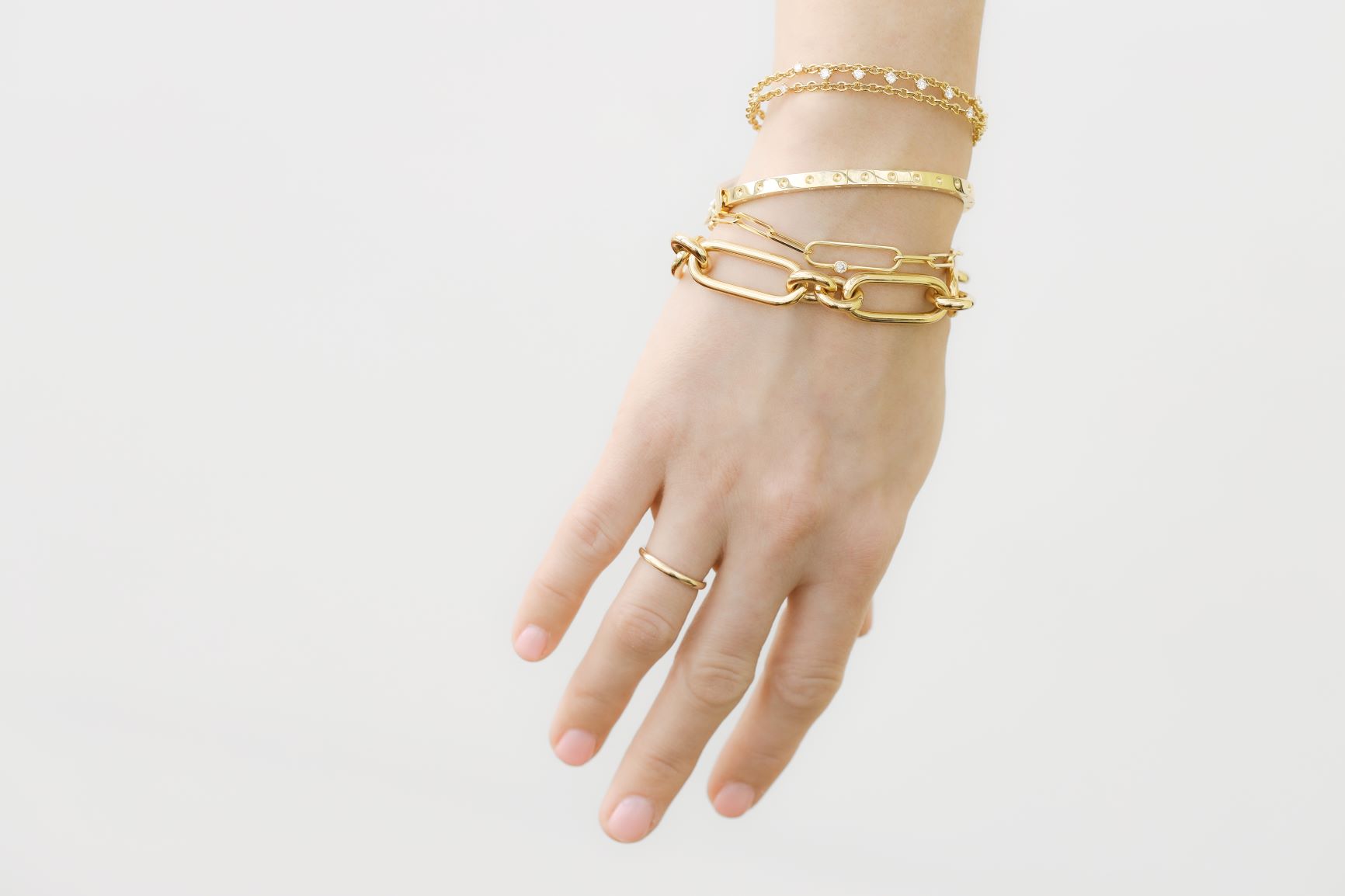 chain link bracelet stack