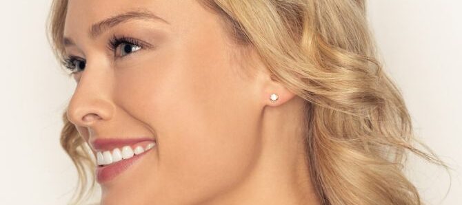 1-cttw-round-diamond-studs 1.00 cttw diamond stud earrings
