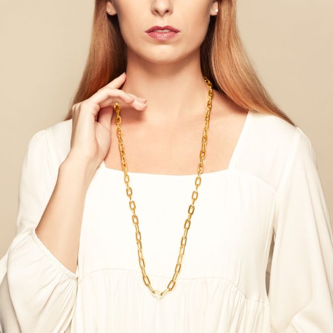 long yellow gold chain necklace