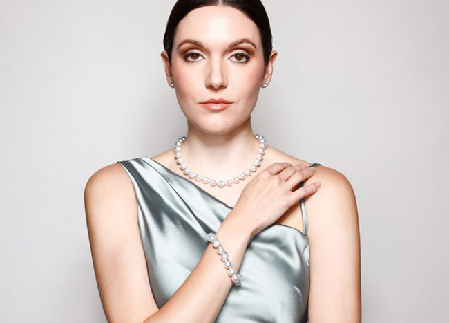 pearl-bracelet-necklace pearl bracelet and necklace