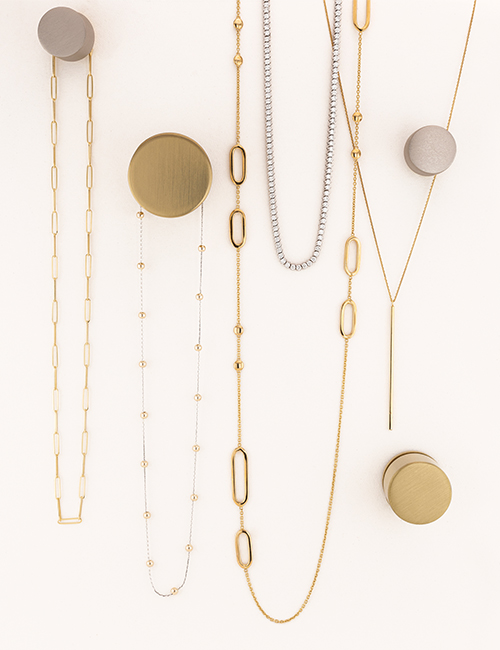 How to Keep Your Necklaces from Tangling