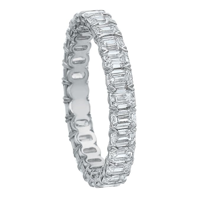 Emerald Eternity Band_Plat Platinum emerald diamond eternity band
