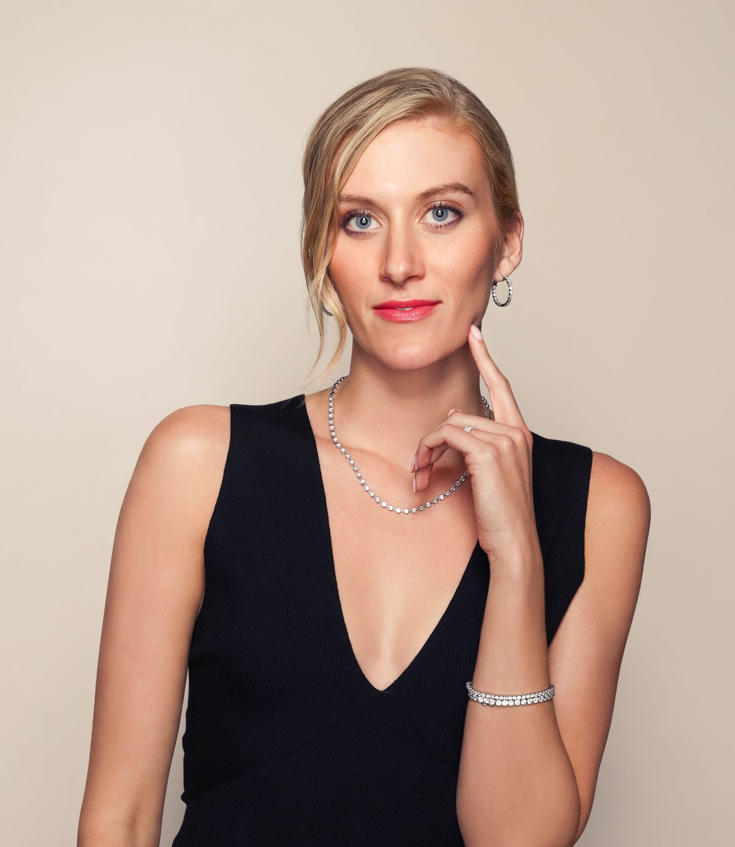 Tennis bracelets for black tie events