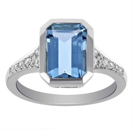 14K White Gold Emerald Cut Aquamarine Ring with Tapered Diamond Shank
