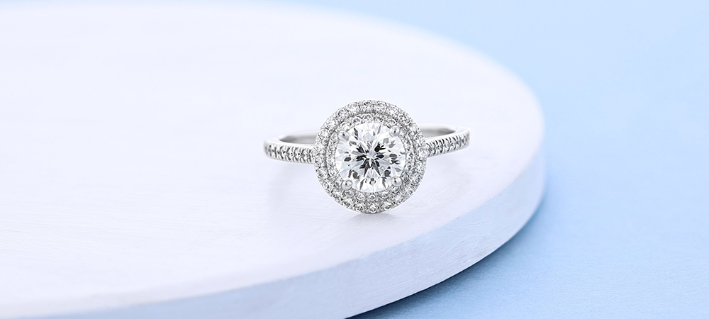 round diamond halo engagement ring