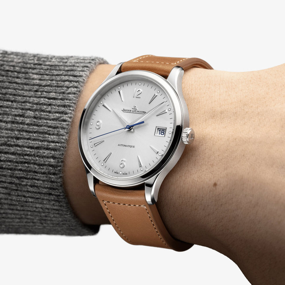 Jaeger-LeCoultre Master Control Date 40mm Watch, Silvered Grey Dial