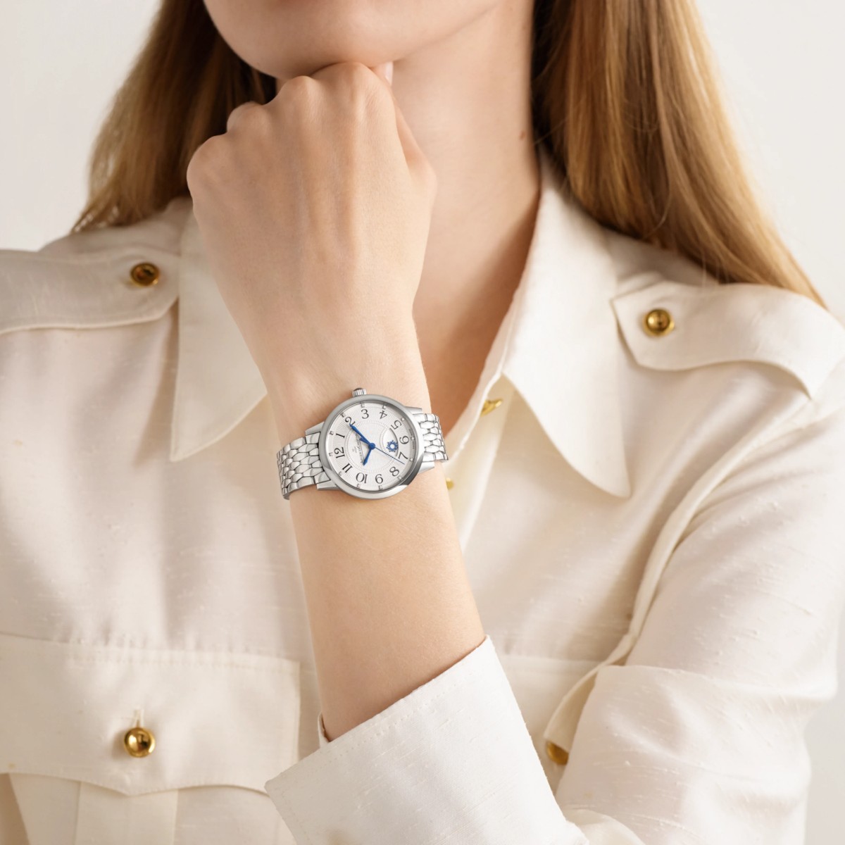 Jaeger-LeCoultre Night and Day Rendez-Vous Classic 34mm Women's Watch, Diamond Silvered Grey Dial an
