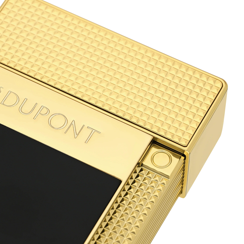 S.T. Dupont Lacquered Table Lighter, Gold