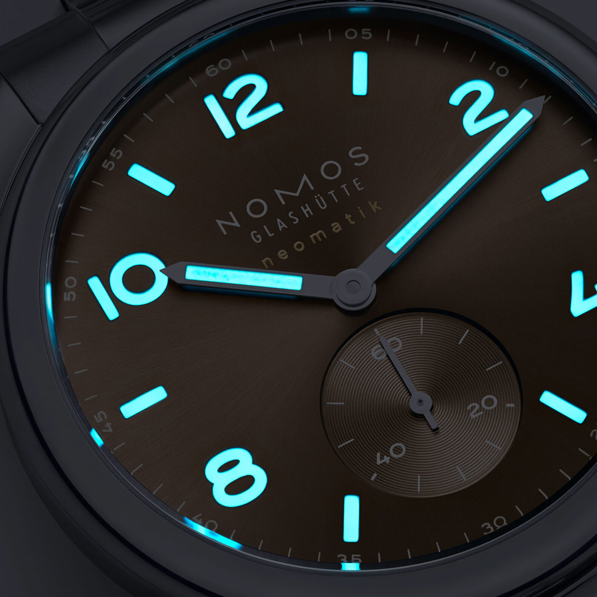 Nomos Glashuette Club Sport Neomatik Automatic Ember 39mm Men's Watch, Beige Gold Dial