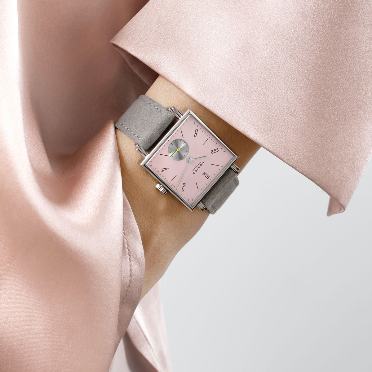 Nomos Glashuette Tetra Die Wildentschlossene 29.5mm Women's Watch, Rose Dial