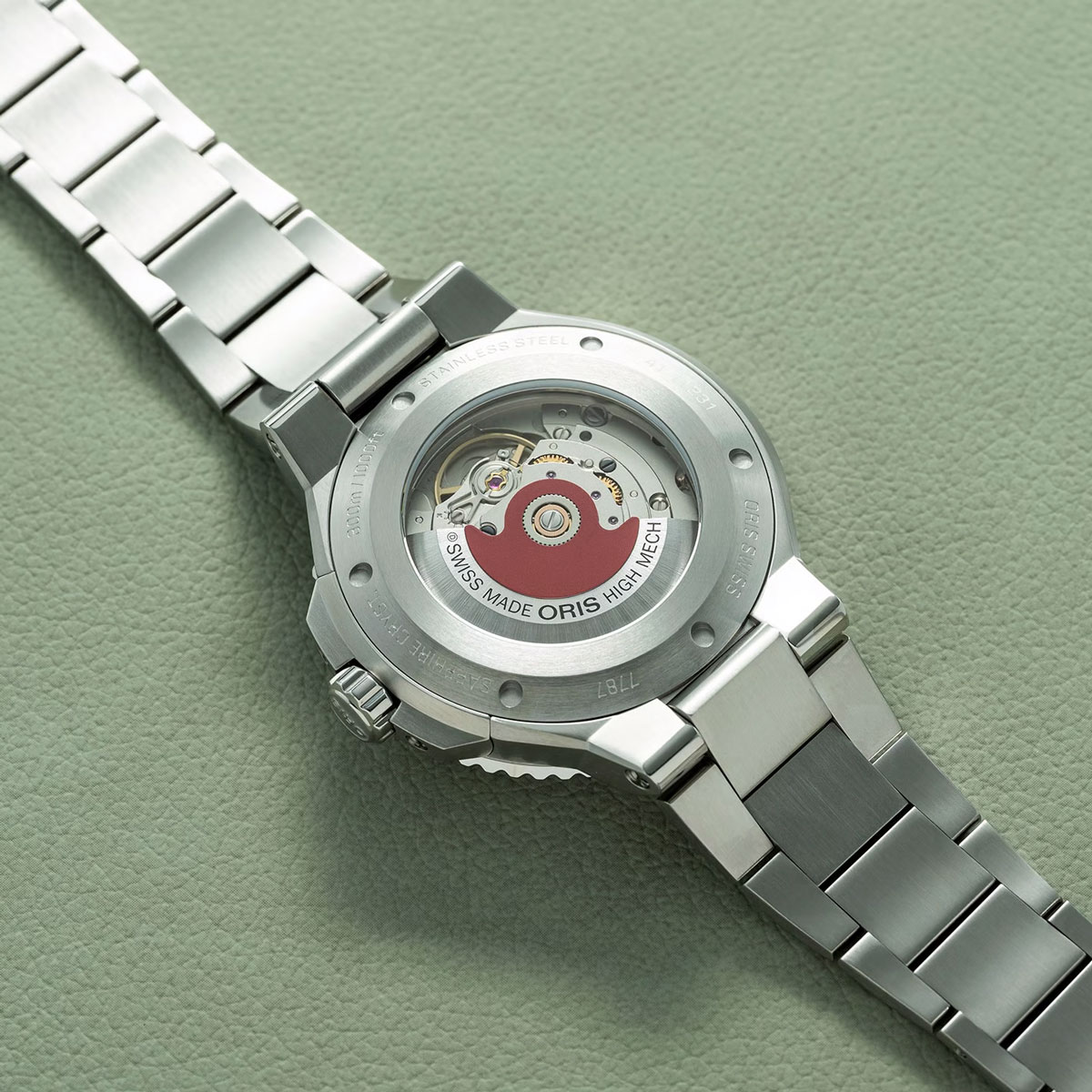 Oris Aquis Date Taste Of Summer 41.5mm Watch, Green Dial