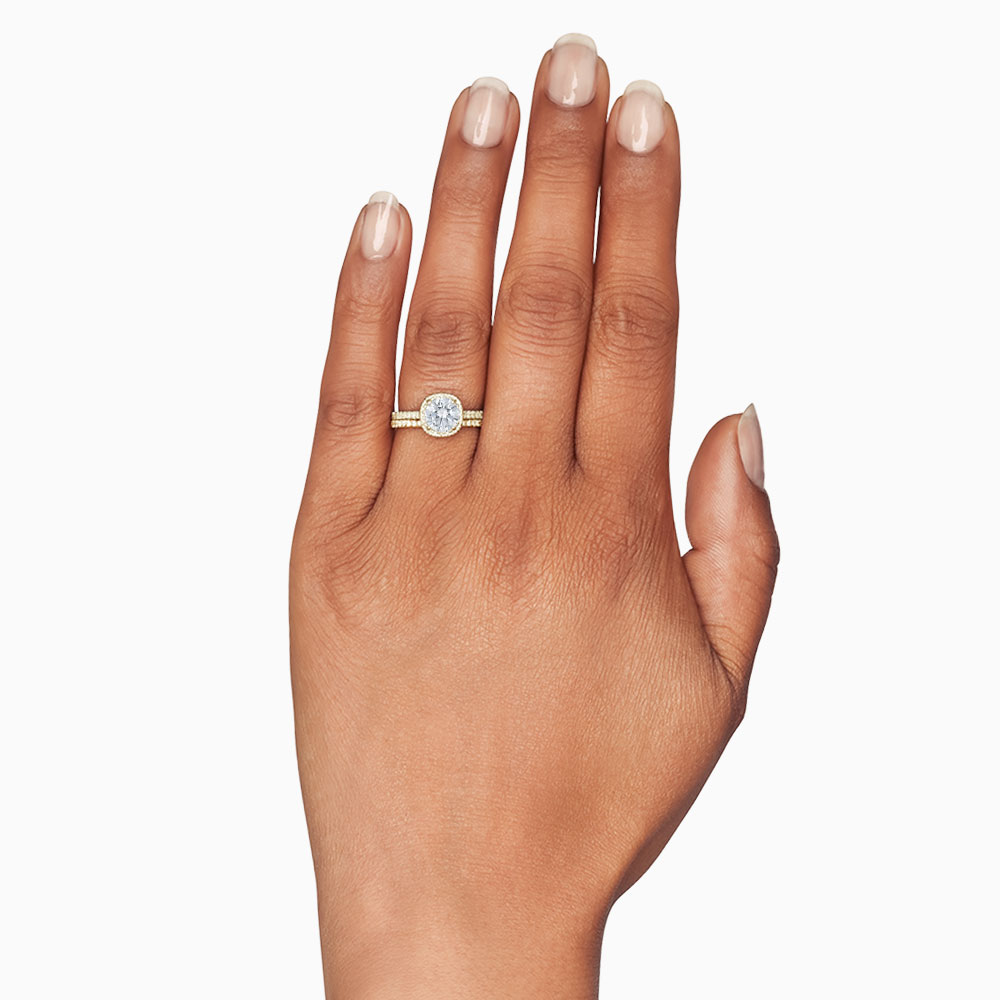 Diamond Surface Prong Set Slim Wedding Band in Yellow Gold, .13 cttw