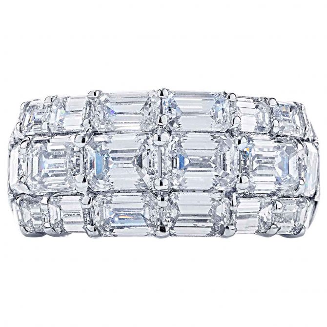 J.B. Star Emerald Diamond 3 Row Shared Prong Band in Platinum