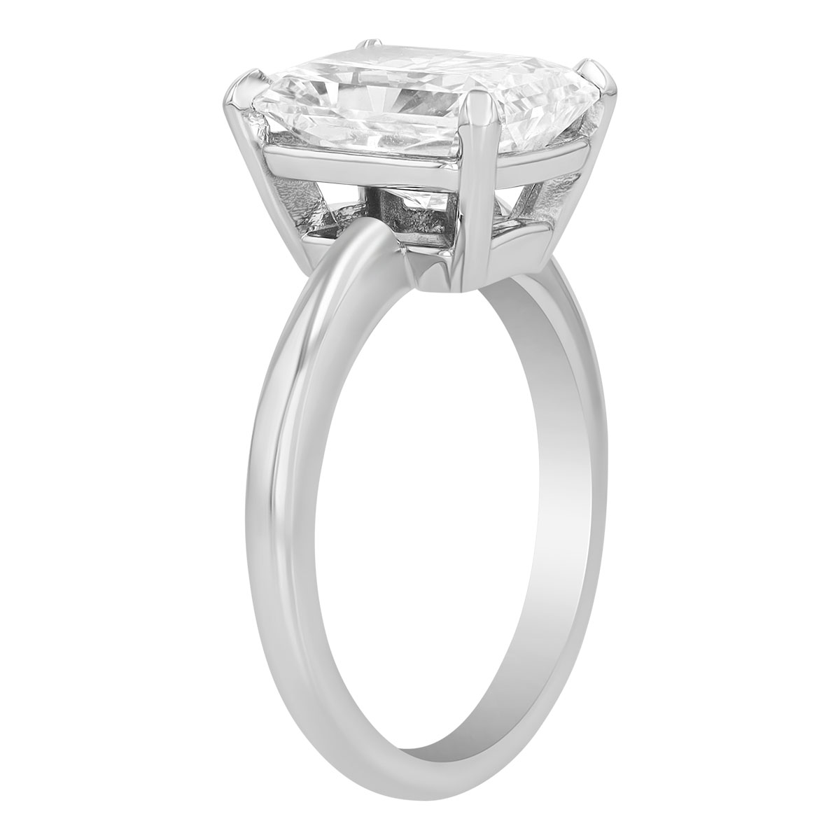 Radiant Cut Diamond Solitaire Engagement Ring in Platinum, 3.54 ct