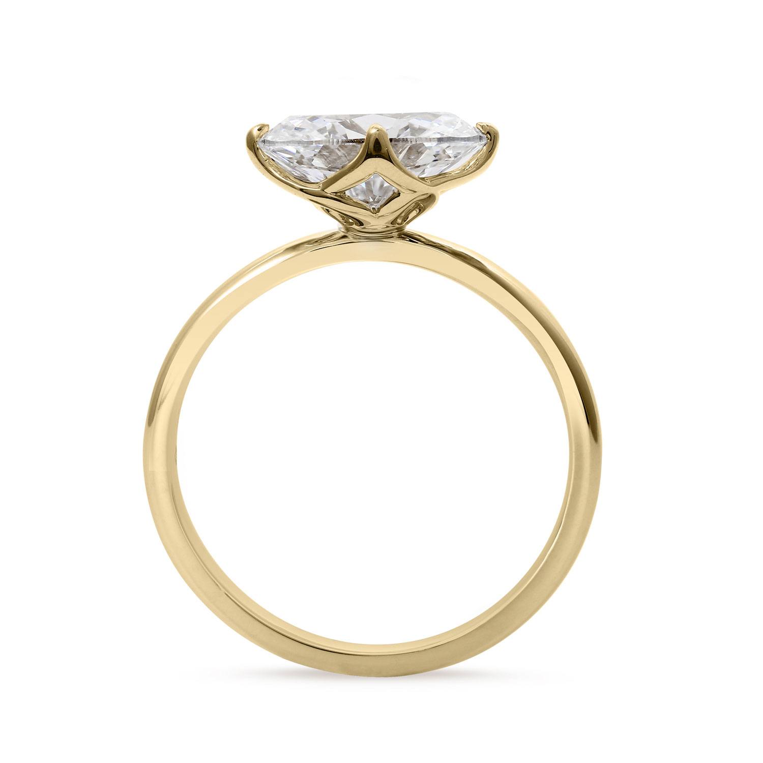 Clarity Diamond Signature Lab-Grown East-West Oval Diamond Engagement Ring in Yellow Gold, 3.16 ct