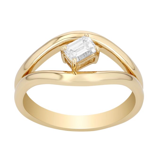 Emerald Cut Diamond Split Band Ring in Yellow Gold