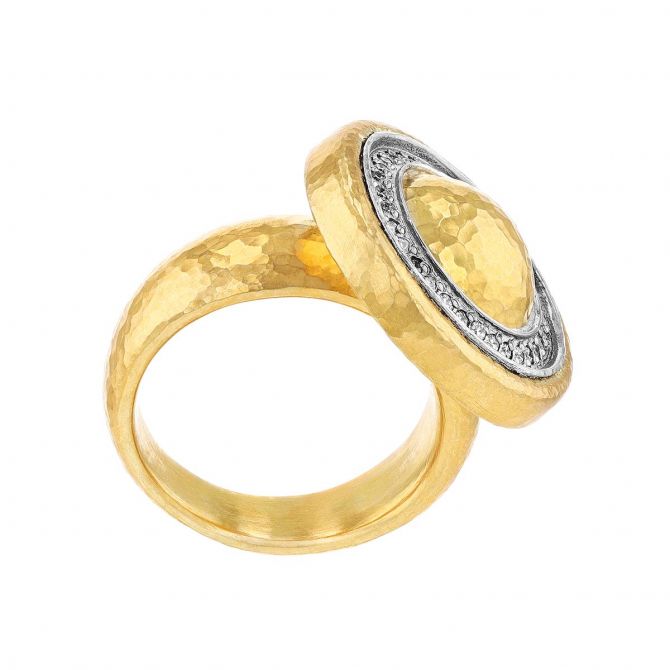 Gurhan Amulet Diamond Circle Ring in 24K Yellow Gold