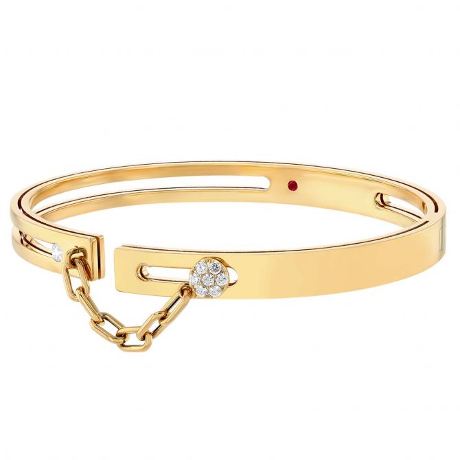 Roberto Coin Navarra Yellow Gold Cuff & Chain Diamond Pavé Closure Bangle Bracelet, 58 mm