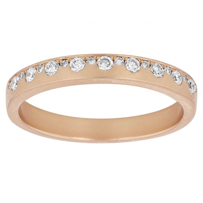 Alternating Size Diamond Square Edge Ring in Rose Gold