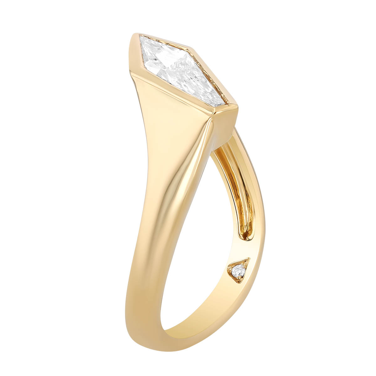 Shield Shape Diamond Wave Ring in Yellow Gold, 0.83 ct