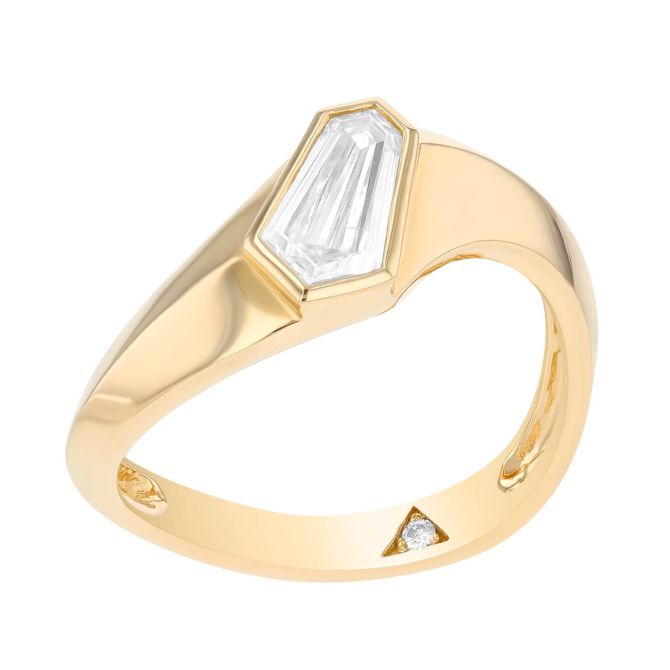 Shield Shape Diamond Wave Ring in Yellow Gold, 0.72 ct