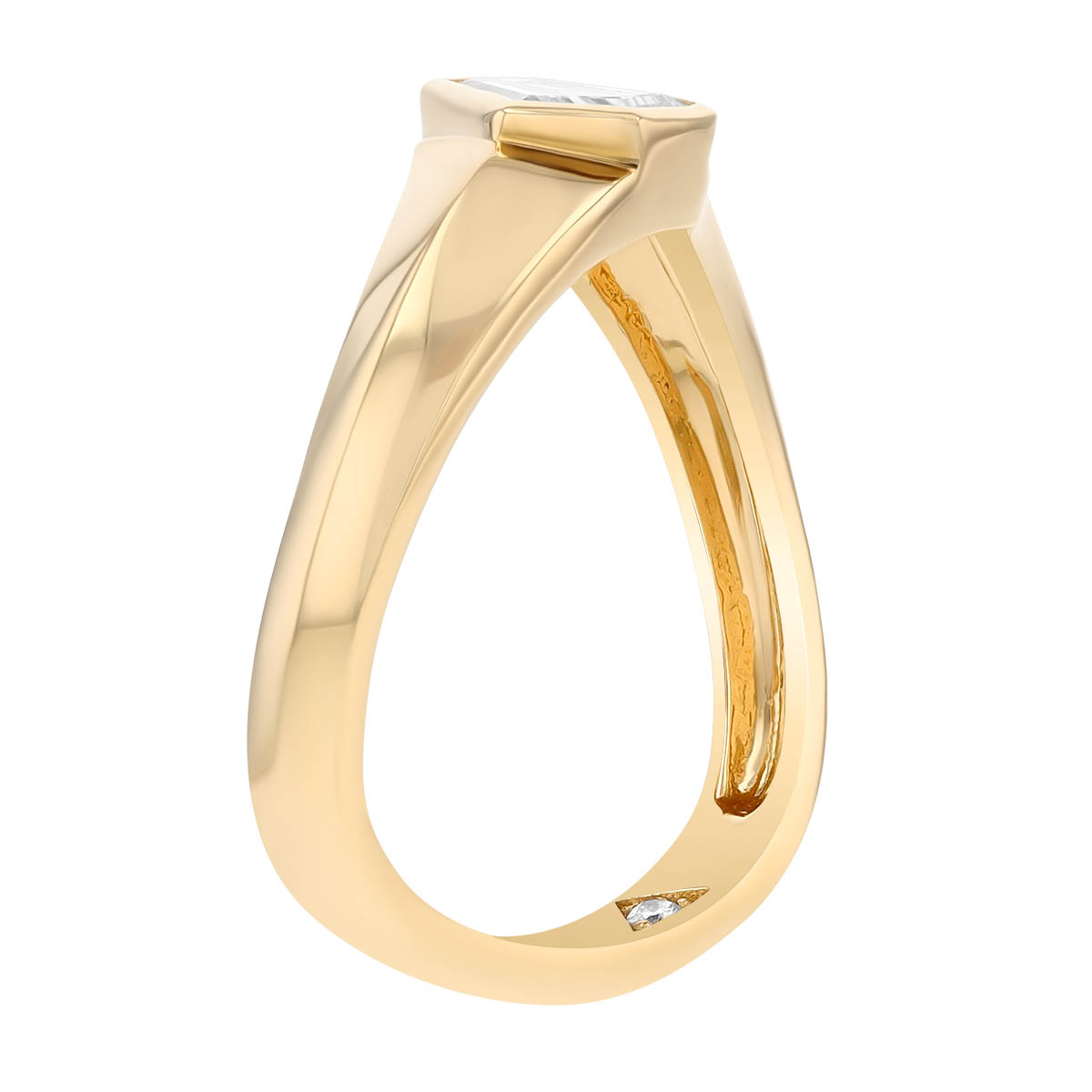 Shield Shape Diamond Wave Ring in Yellow Gold, 0.72 ct