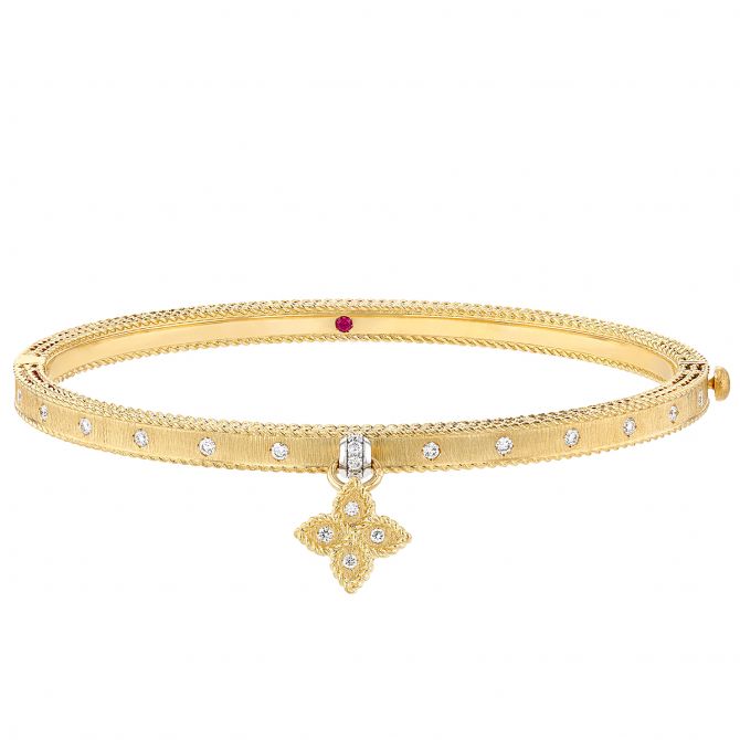 Roberto Coin Venetian Princess Small Flower Charm Bangle in Yellow Gold with Diamonds