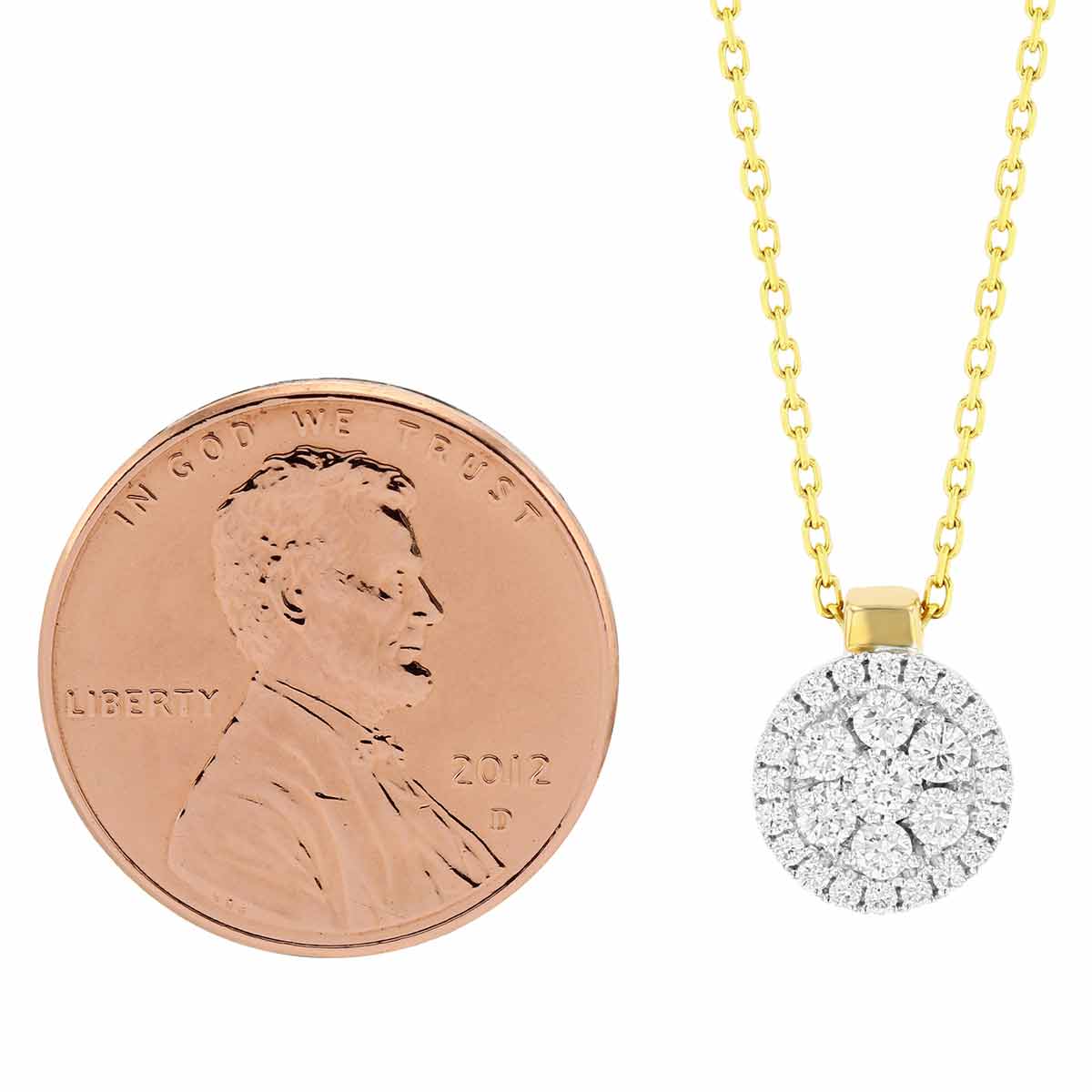 Frederic Sage Diamond Cluster Circle Pendant Necklace in Yellow Gold