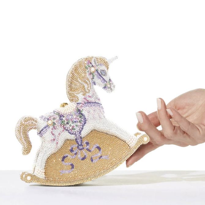 チ*ミ様 Revelation オーストリッチ　レッグ　レア　ハンドメイド　シュ Judith Leiber Rocking Horse Clutch, Willow | M193103 | Borsheims