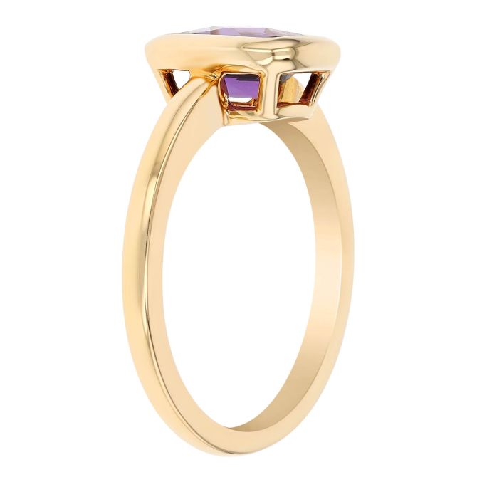 Cushion Cut Amethyst Bezel Set Ring in Yellow Gold
