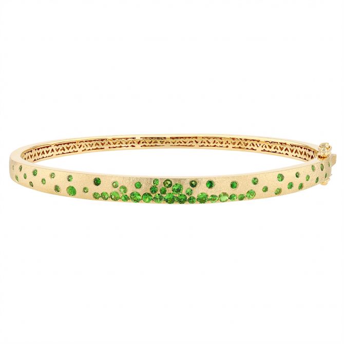 Scattered Tsavorite Garnet Hinged Bangle Bracelet in Yellow Gold