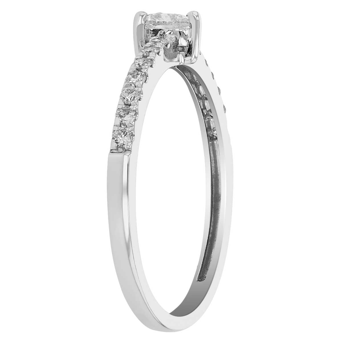 Trillion Diamond & Pavé Shank Ring in White Gold