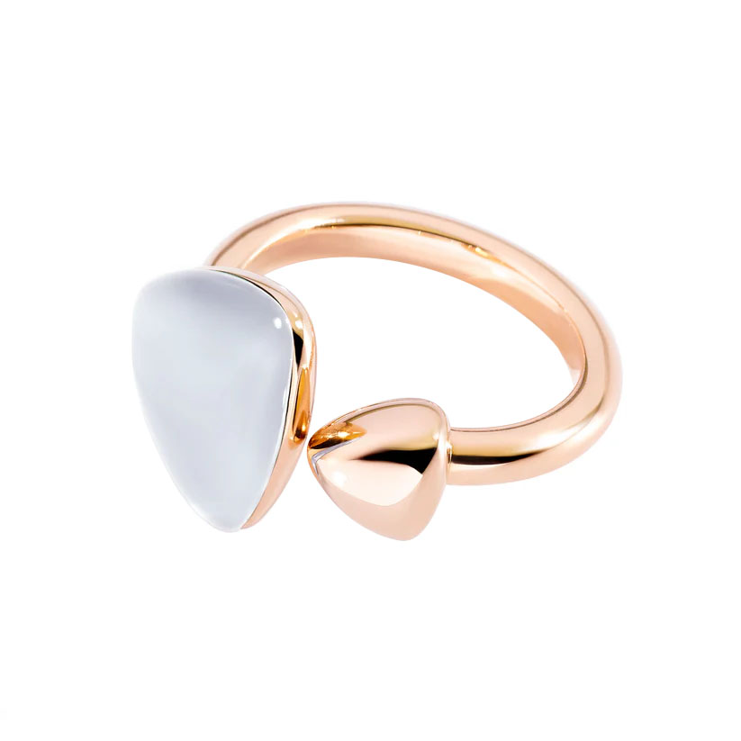 Vhernier Freccia Trillion Mother of Pearl & Rock Crystal Quartz Ring in Yellow Gold
