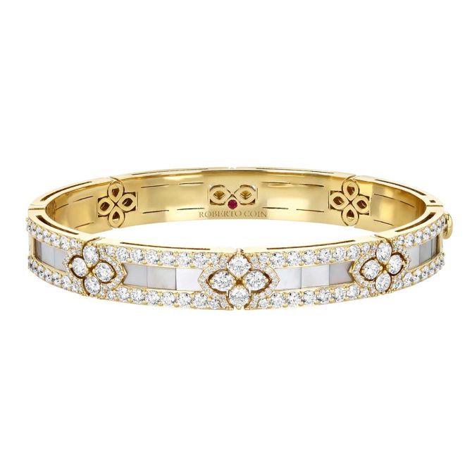 Roberto Coin Love in Verona Diamond & Mother of Pearl Bangle Bracelet in Yellow Gold