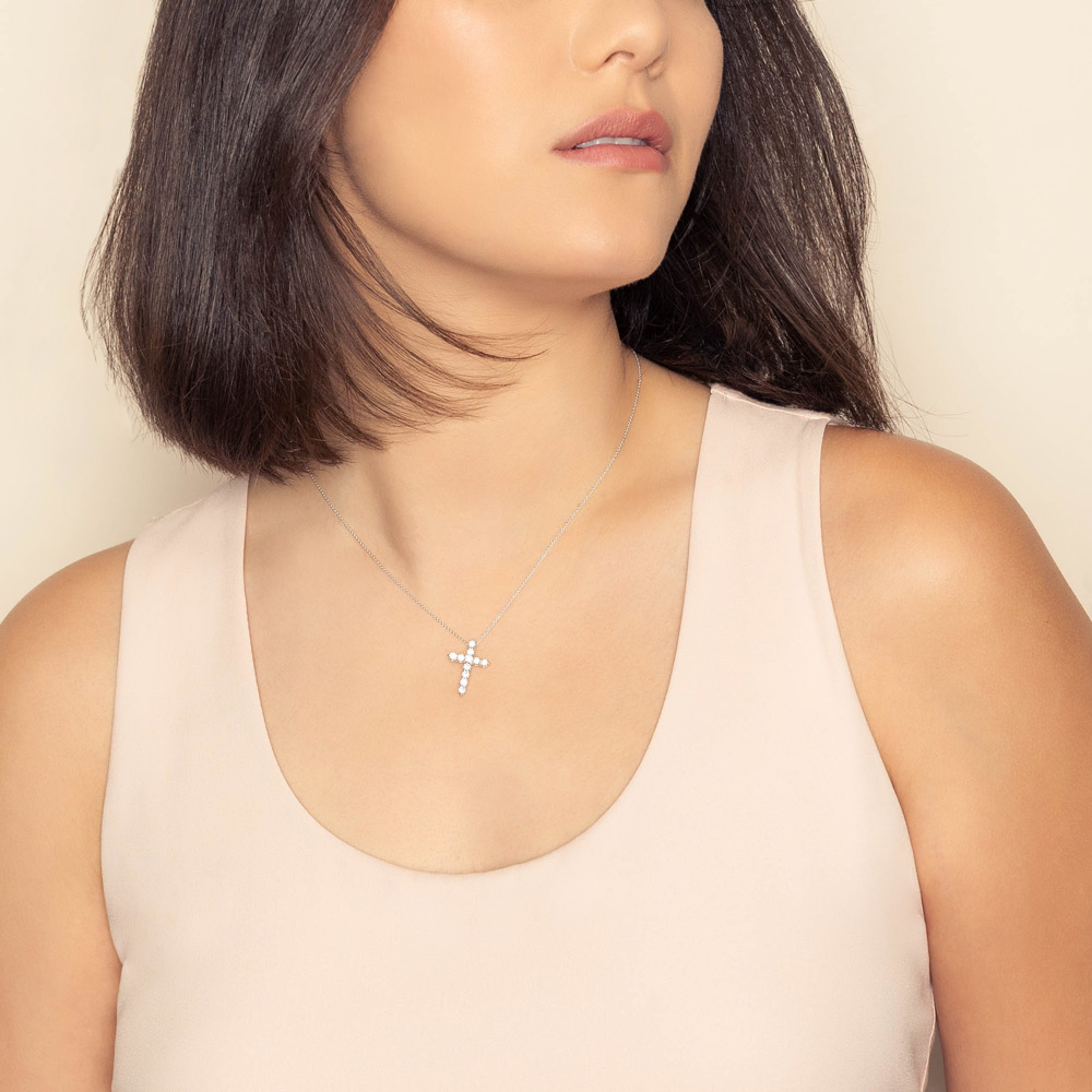 Roberto Coin Tiny Treasures Diamond Cross Necklace in White Gold, 0.88 cttw, 18