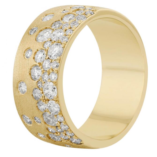 Lays bright　サイン　2gether Diamond Scatter Inlay Ring in Matte Yellow Gold | Borsheims