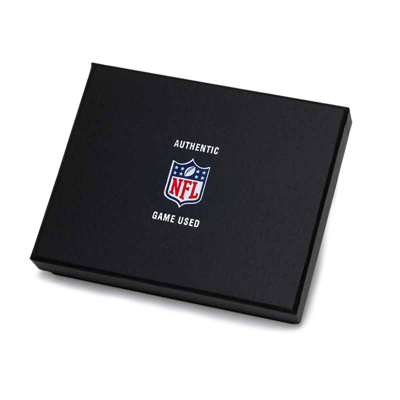 Token & Icons Chicago Bears Game Used Uniform Billfold Wallet