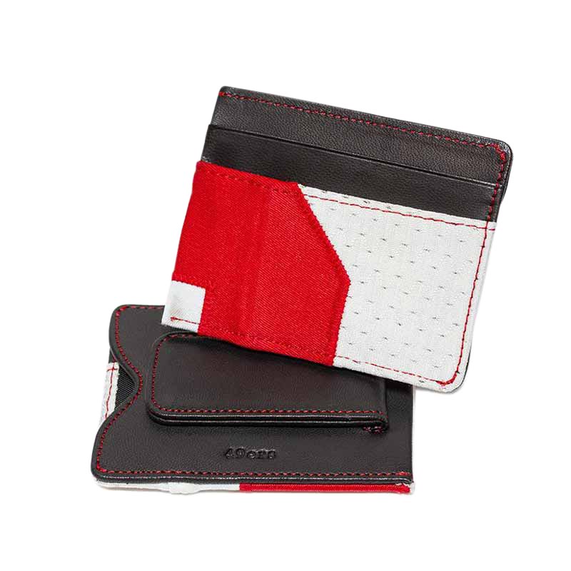 Tokens & Icons San Francisco 49ers Game Used Uniform Money Clip Wallet