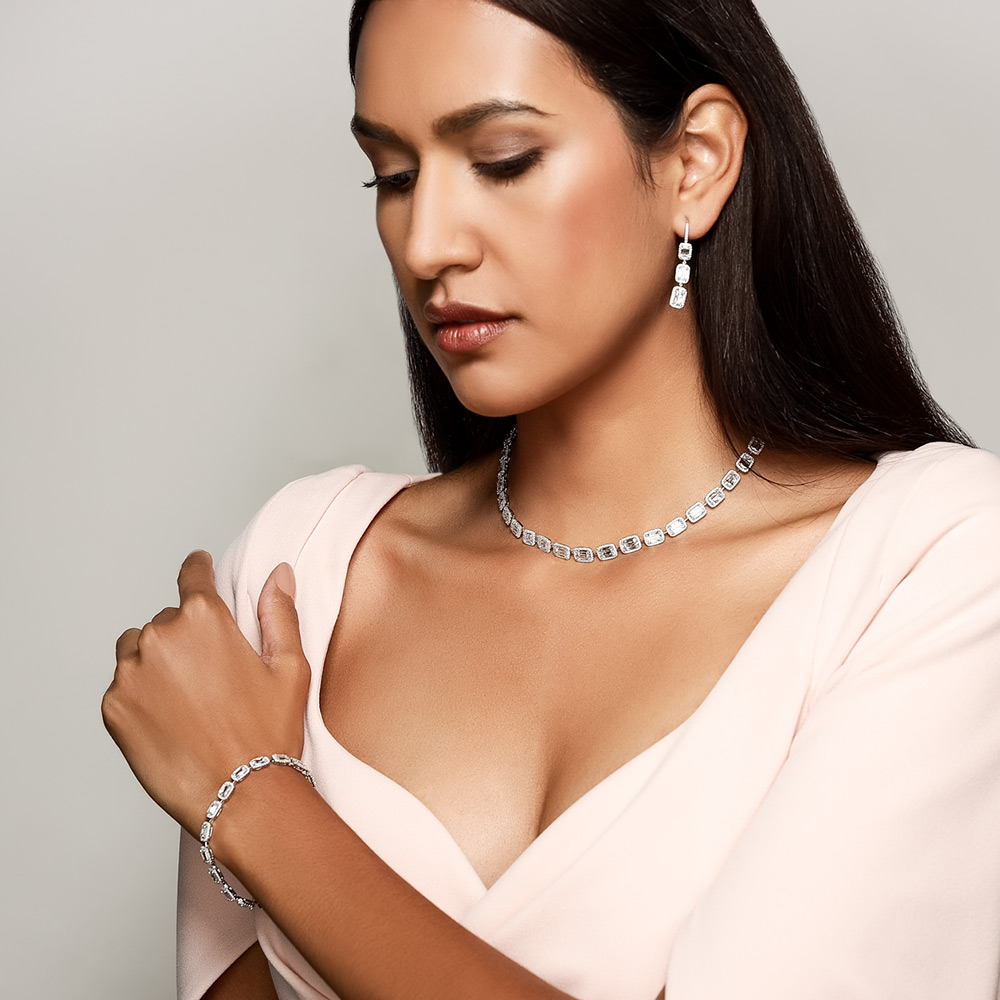 Kwiat Ashoka Diamond Halo Necklace in Platinum