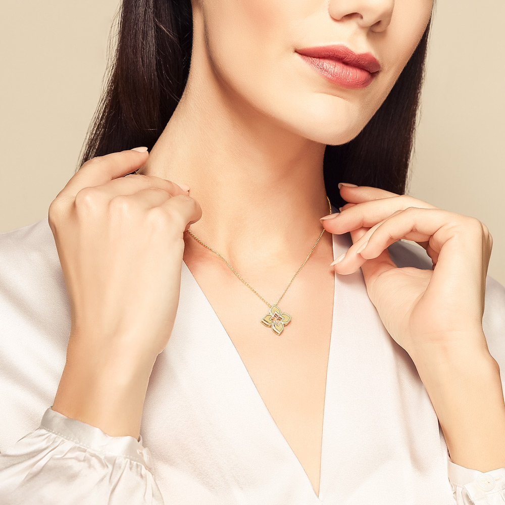 Roberto Coin Venetian Princess Flower Yellow Gold Pendant with Diamonds, 18