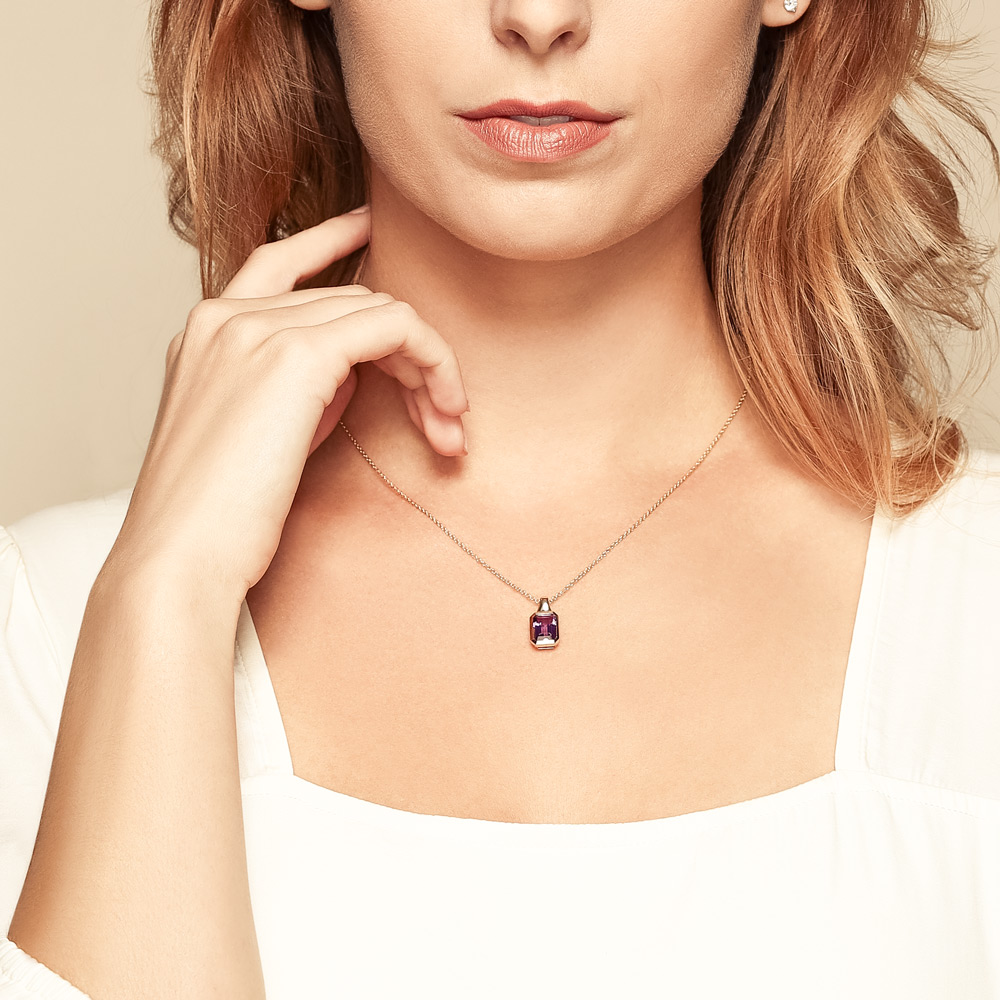 Emerald Cut Amethyst Bezel Set Pendant in Yellow Gold, 18